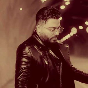 دانلود آهنگ امید عقابی دلتنگم برگرد شب و روزا با سردرد